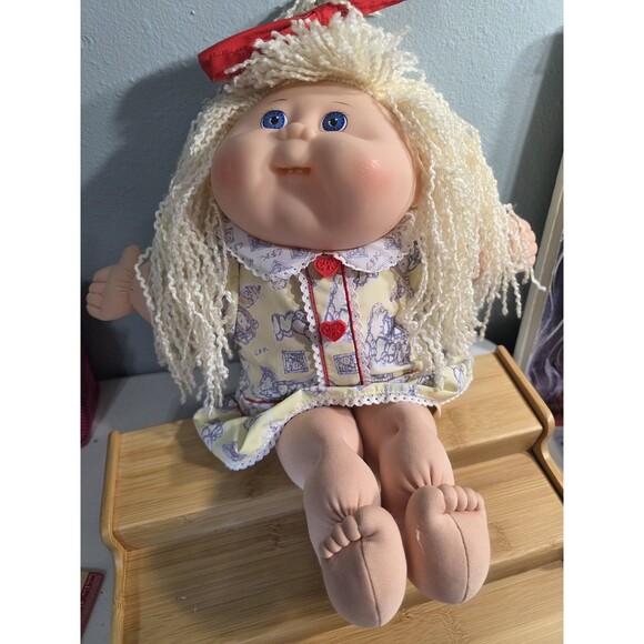 Vintage 1983 Mattel Cabbage Patch Kids 13\
